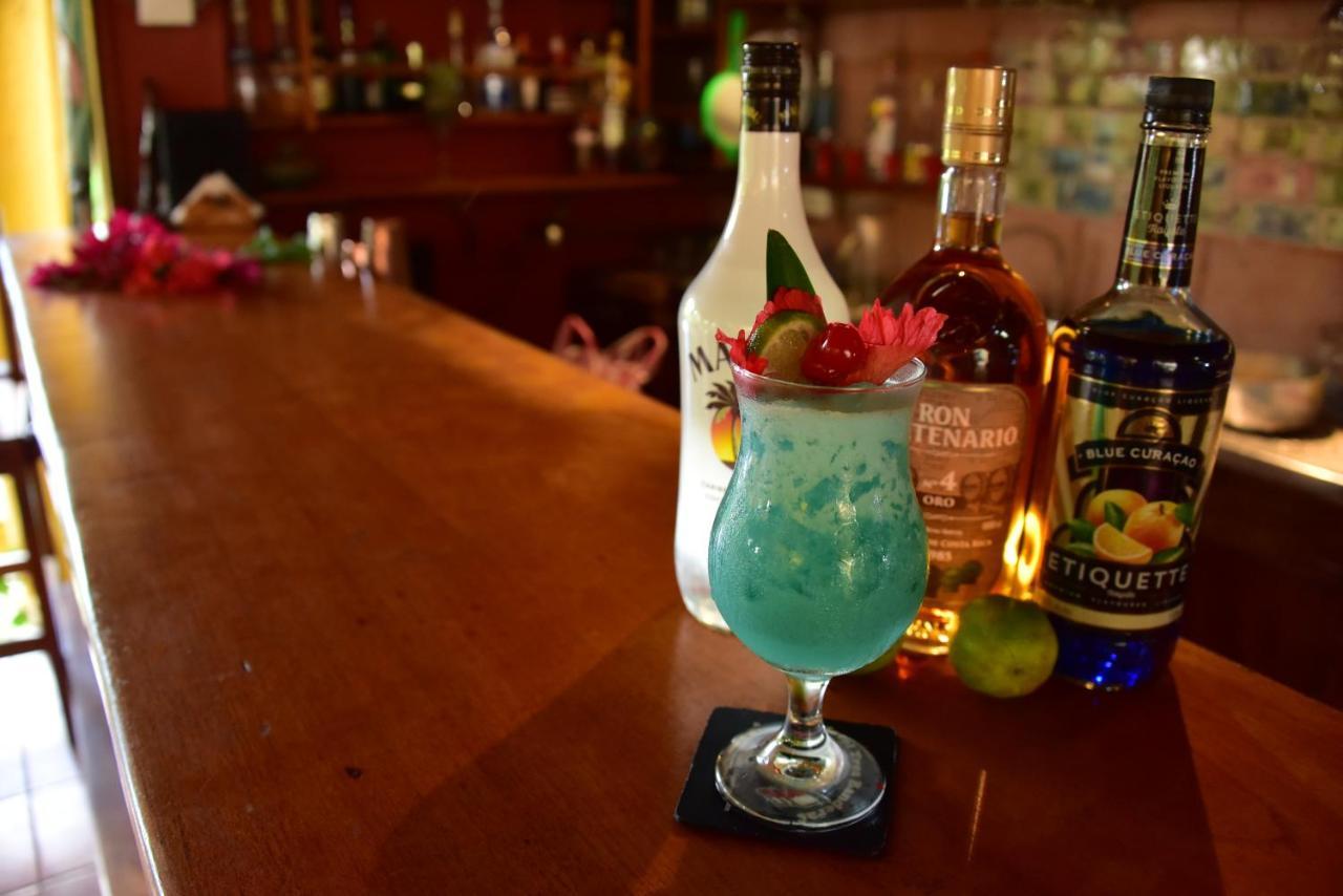 三旗酒店 曼努埃尔安东尼奥 外观 照片